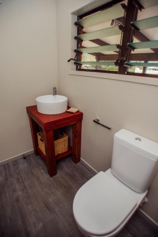 Nikao Beach Bungalows Rarotonga Exterior photo